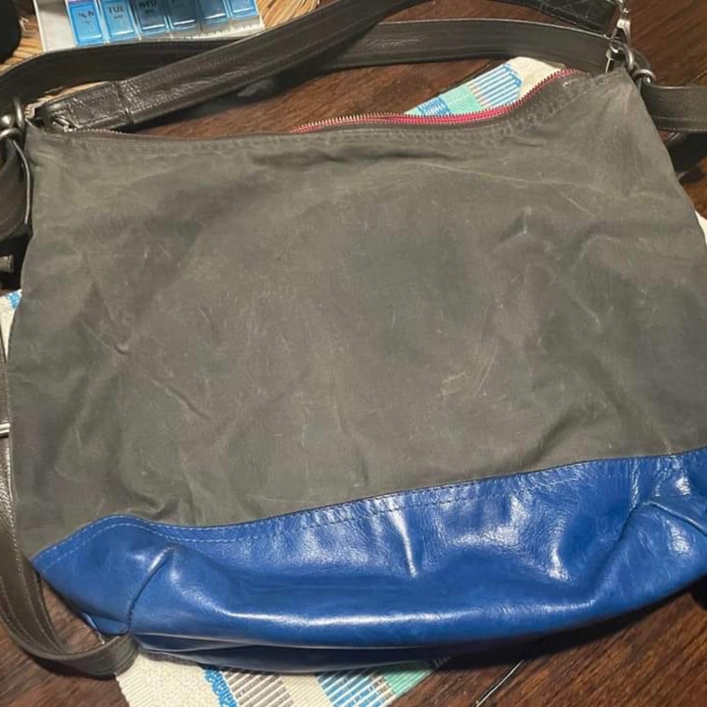 EUC Rough & Tumble large grey canvas Baltic leather hobo rifle paper lining